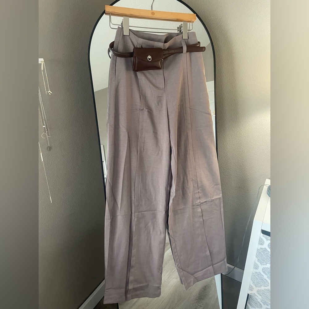 RIVIR SCULPTED SLIT TROUSER ELEGANCE. INCLUDES BELT. SMALL.